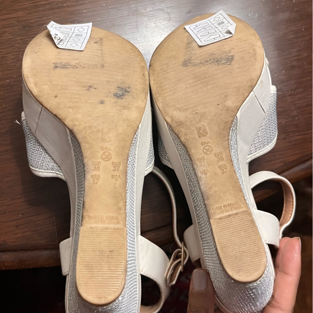 Woods White and Silver Wedge Heels (EU 38/UK 5) - Picture 6 of 8